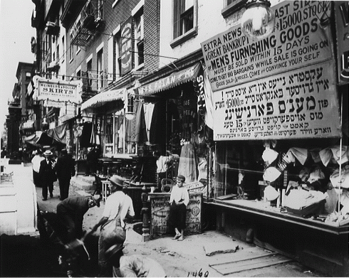 Una tienda judaica en Nueva York, 1900